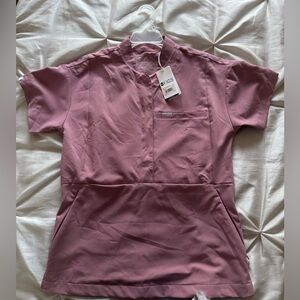 Mauve Pink Figs scrub top